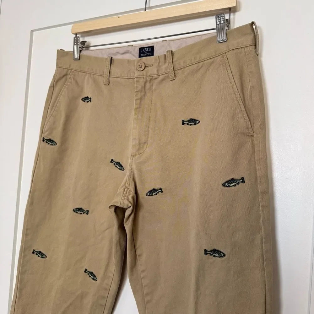 J Crew The Sutton Chino Pants Mens 33x32 Tan Straight Embroidered Fish Cotton